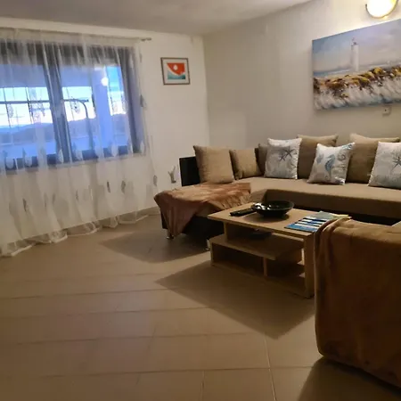 Ilsad Apartments, With Pool 80 Meters From Se, Sea View From Balcony