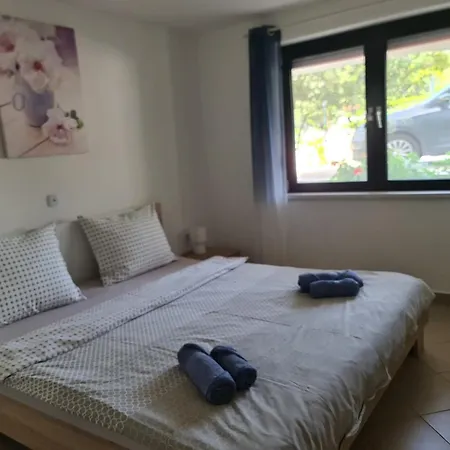 Ilsad Apartments, With Pool 80 Meters From Se, Sea View From Balcony