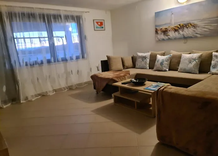 Ilsad Apartments, With Pool 80 Meters From Se, Sea View From Balcony